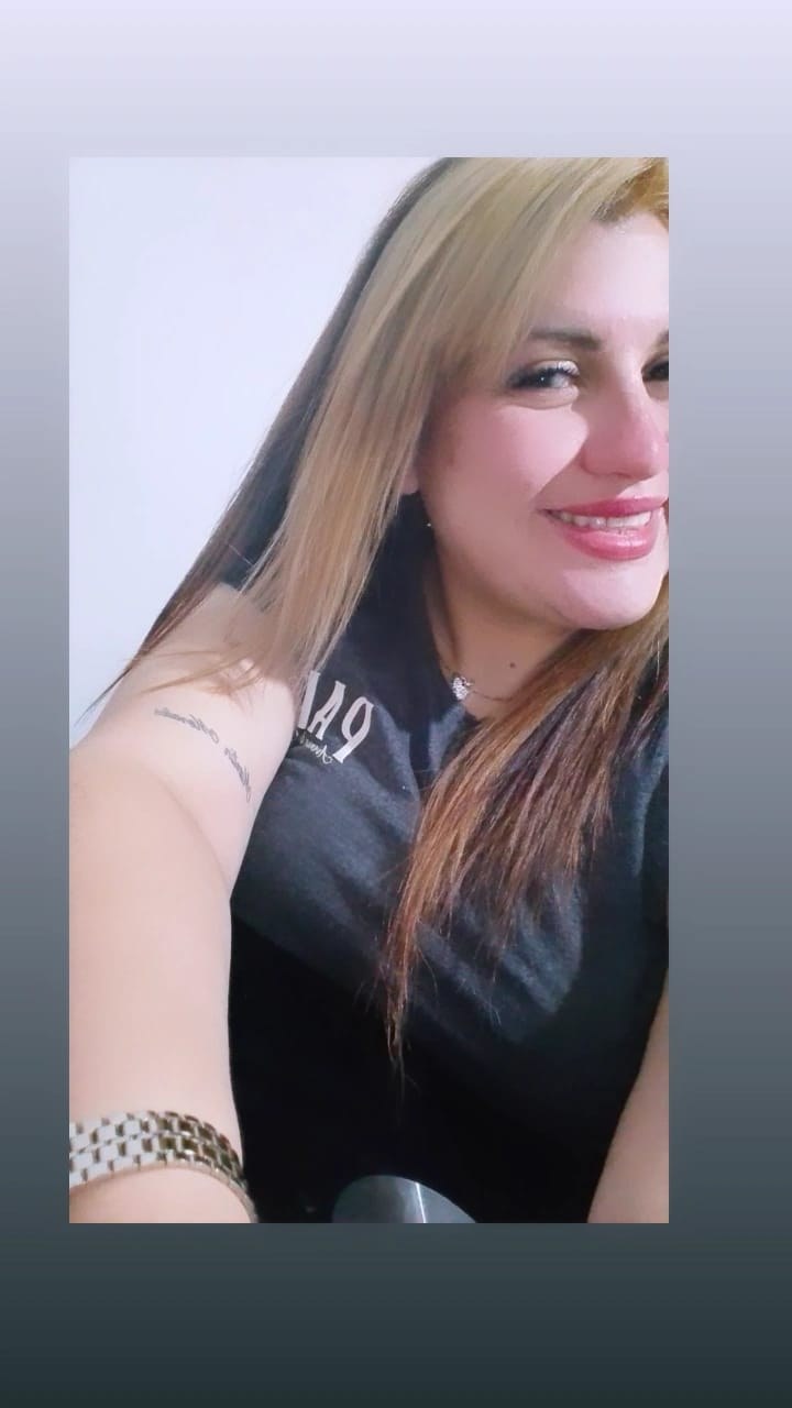 Agustina, Caseros